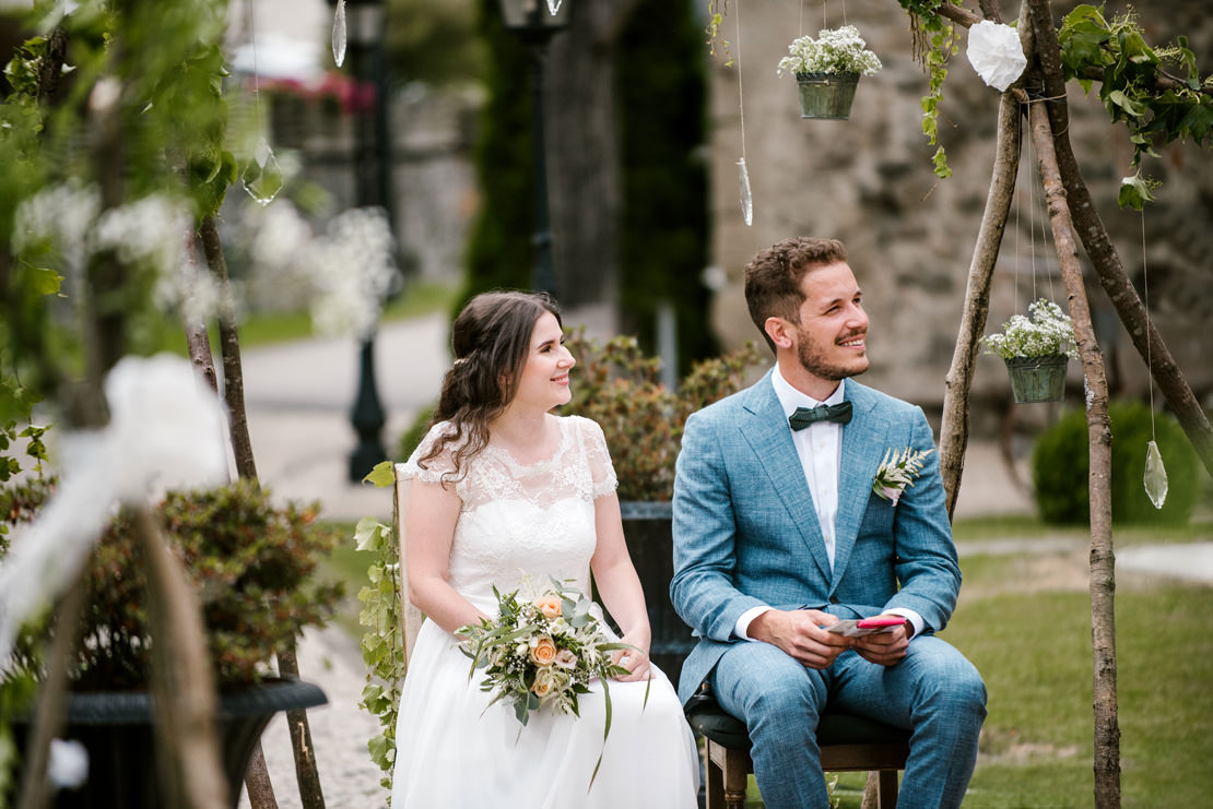 MARIAGE BOHÈME VÉGÉTAL AU CHÂTEAU DE VUISSENS geneva wedding photographer monika breitenmoser photography