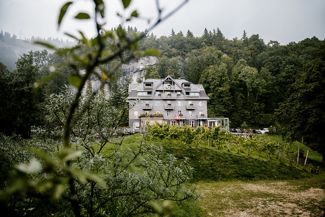 MARIAGE RUSTIQUE À L'HÔTEL WETTERHORN HASLIBERG