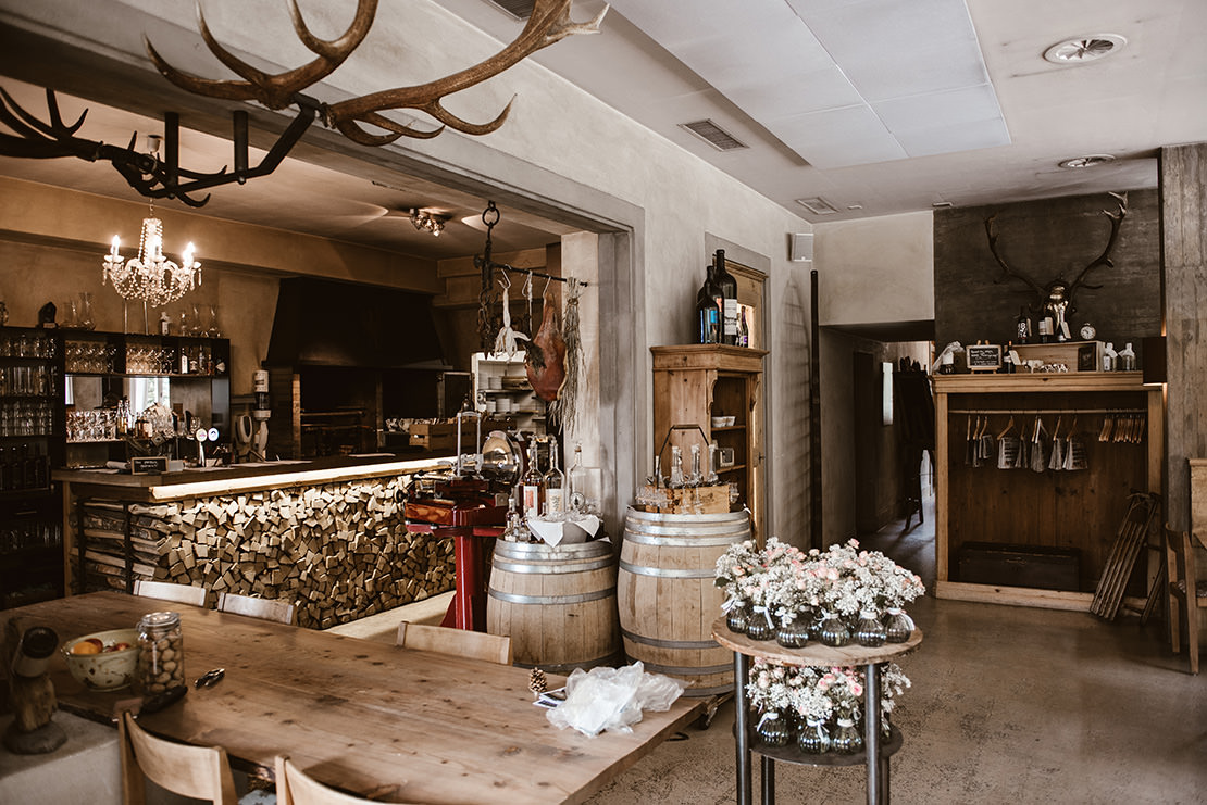 MARIAGE RUSTIQUE À L'HÔTEL WETTERHORN
