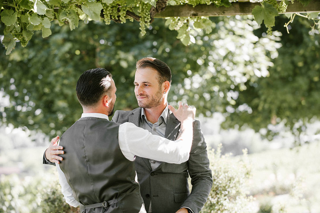 mariage-vintage-au-coeur-des-alpes-valaisannes-a-fully-monika-breitenmoser-photography-photographe-mariage-suisse