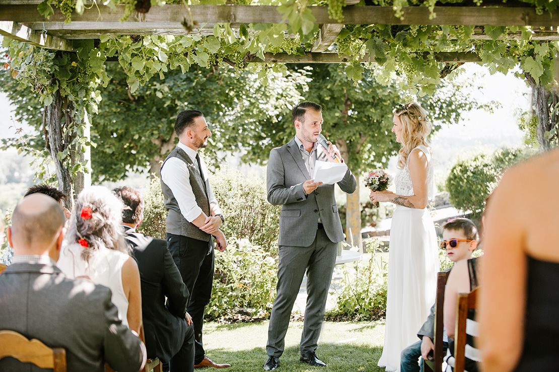 mariage-vintage-au-coeur-des-alpes-valaisannes-a-fully-monika-breitenmoser-photography-photographe-mariage-suisse